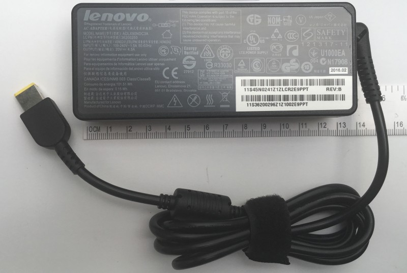 Cargador Original Lenovo 20V 4.5A P. CUADRADA 90W LE9916O